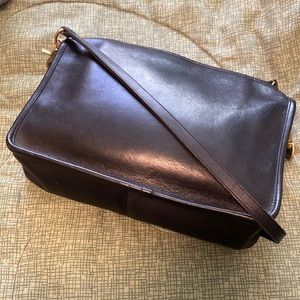 Vintage Coach "Companion" Leather Shoulder Bag